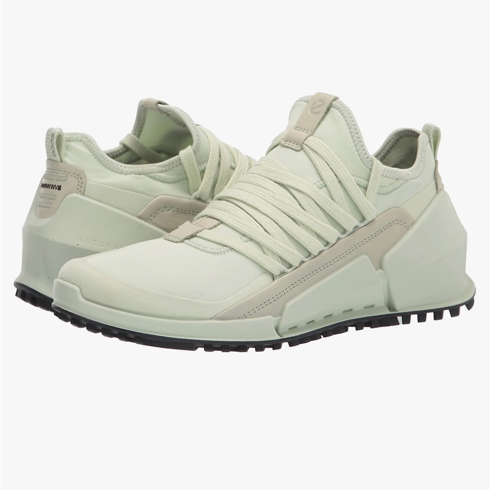 ECCO Women's Biom 2.0 Low Textile Cross Trainer matcha/matcha *low quantity